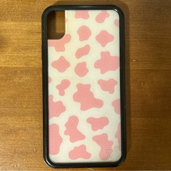 iPhone XR wildflower cow print pink phone case - Picture 1 of 2